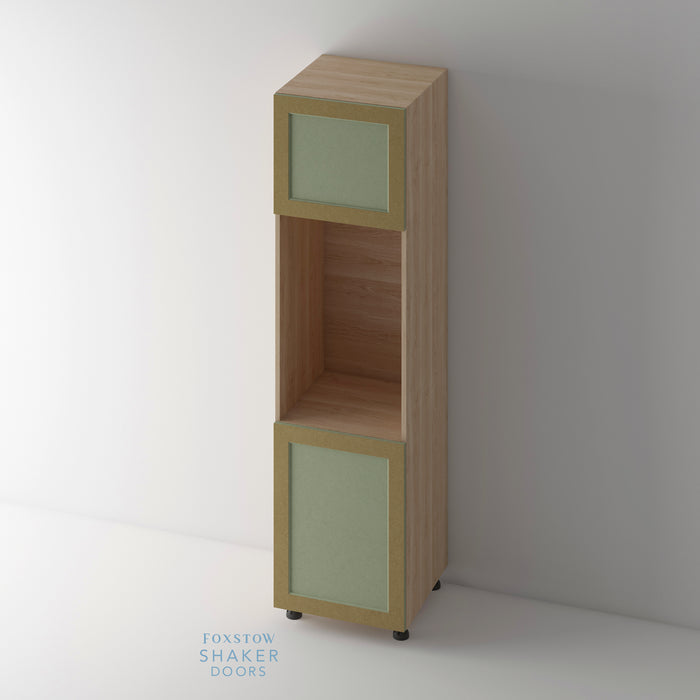 Bare, Shaker Ovolo Kitchen Door and Natural Oak Cabinet